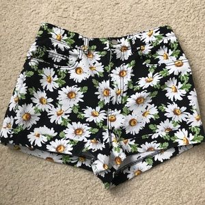 American apparel daisy jean shorts size 26